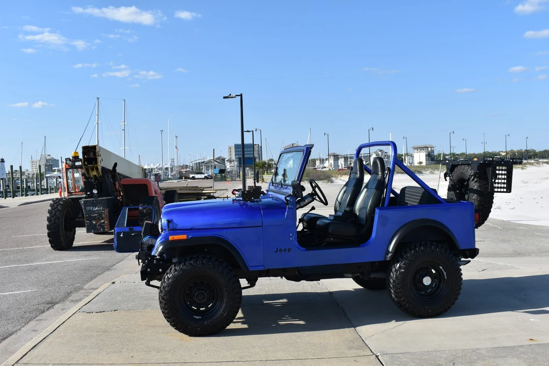 1983 Jeep CJ7 - Image 11 of 31