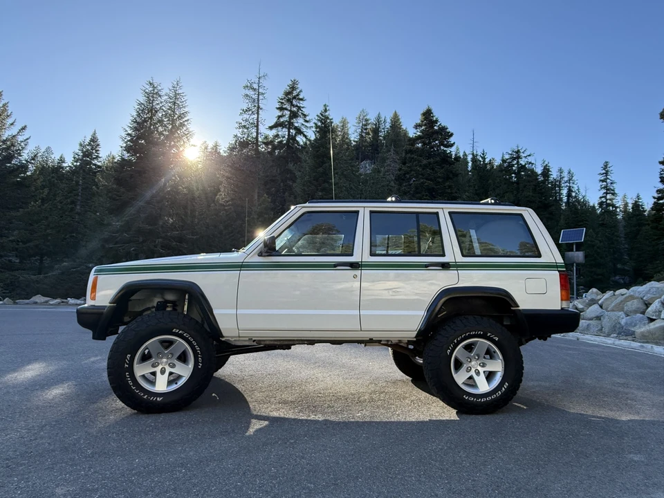1998 Jeep XJ Cherokee - Image 22 of 31