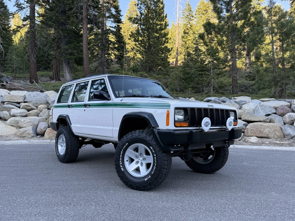 1998 Jeep XJ Cherokee - Image 9 of 31