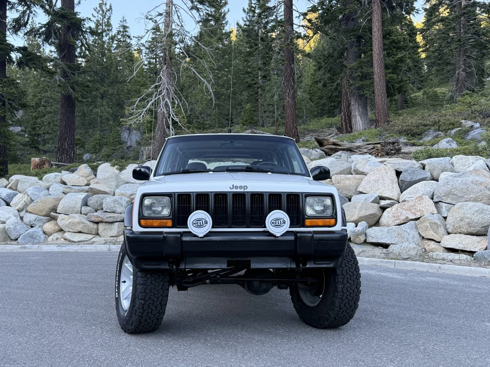 1998 Jeep XJ Cherokee - Image 10 of 31