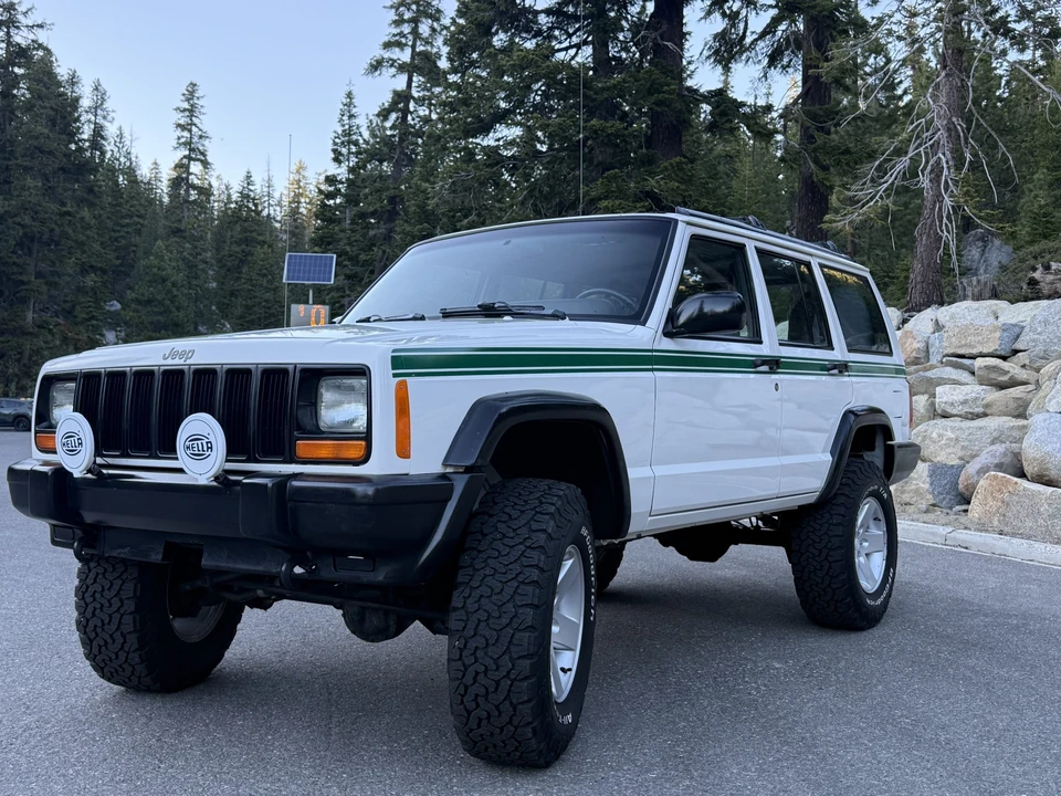 1998 Jeep XJ Cherokee - Image 17 of 31