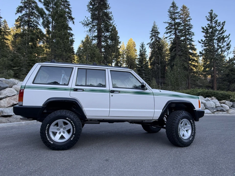 1998 Jeep XJ Cherokee - Image 30 of 31
