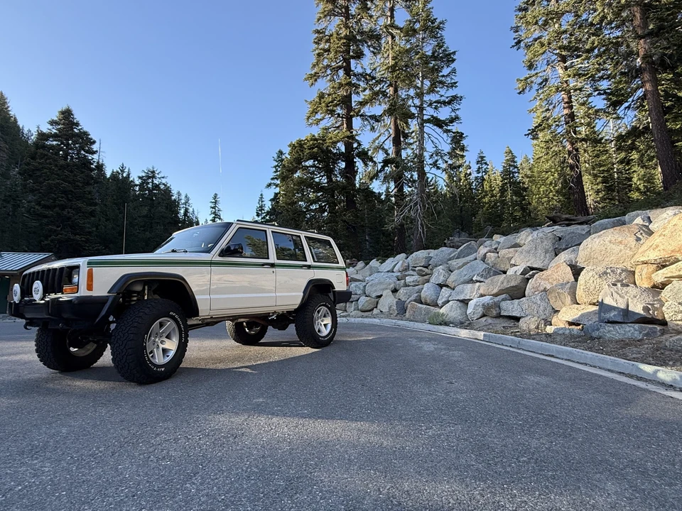 1998 Jeep XJ Cherokee - Image 19 of 31