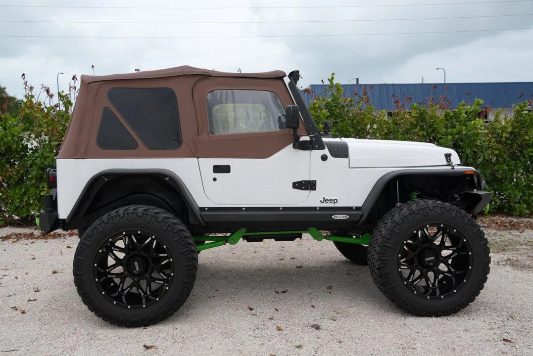 1999 Jeep TJ Wrangler - Image 18 of 31