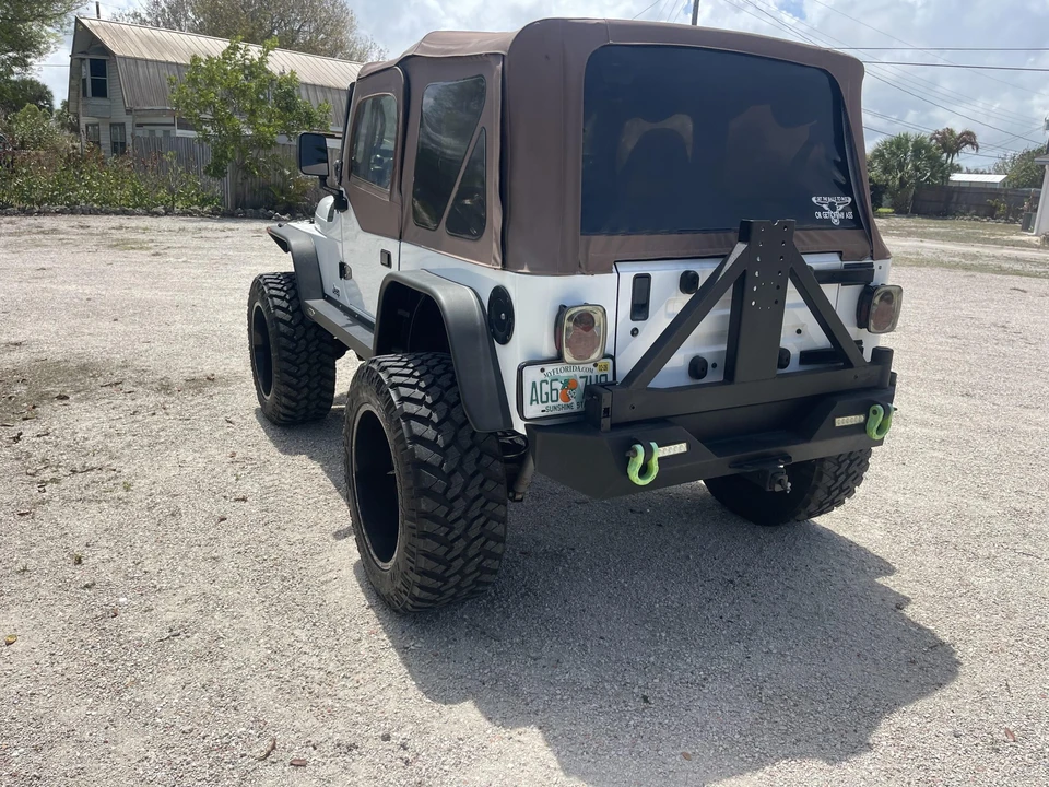 1999 Jeep TJ Wrangler - Image 9 of 31