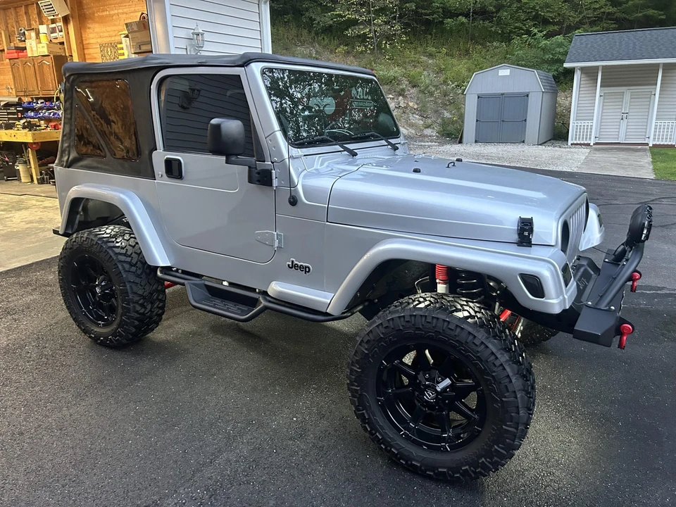 2004 Jeep TJ Wrangler - Image 15 of 31