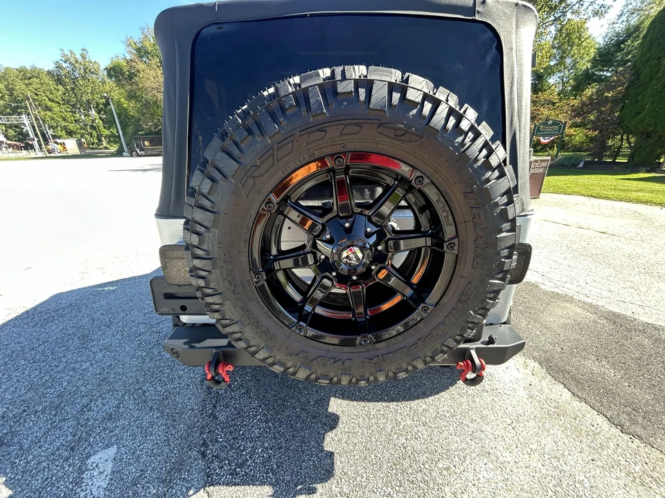 2004 Jeep TJ Wrangler - Image 28 of 31