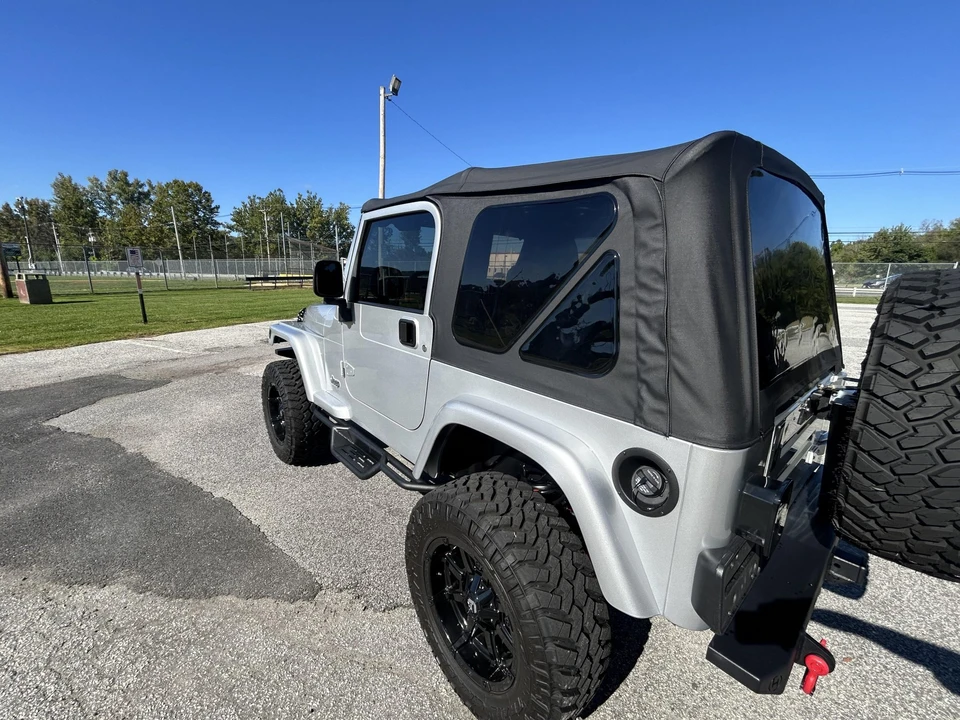 2004 Jeep TJ Wrangler - Image 9 of 31