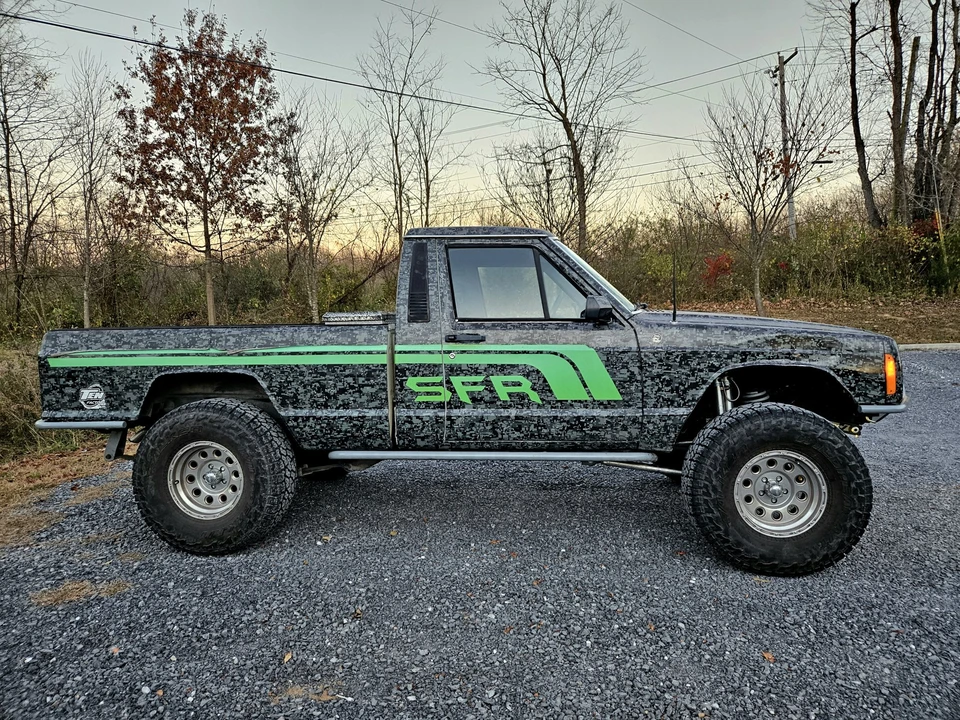 1989 Jeep Comanche - Image 13 of 31