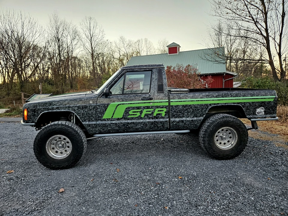 1989 Jeep Comanche - Image 8 of 31