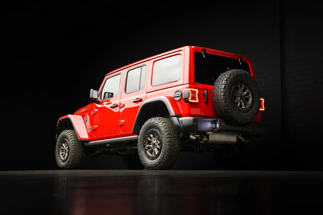 2022 Jeep JL Wrangler - Image 23 of 31