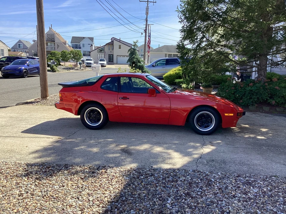 1984 Porsche 944 - Image 18 of 31