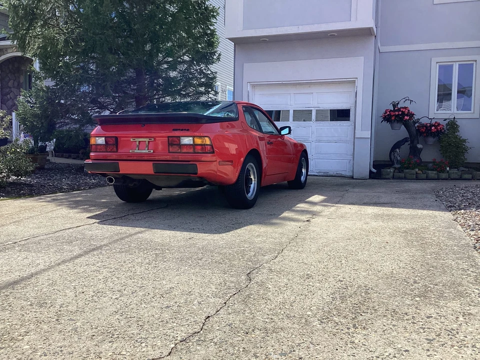 1984 Porsche 944 - Image 24 of 31