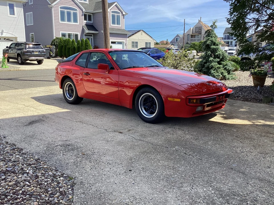 1984 Porsche 944 - Image 14 of 31