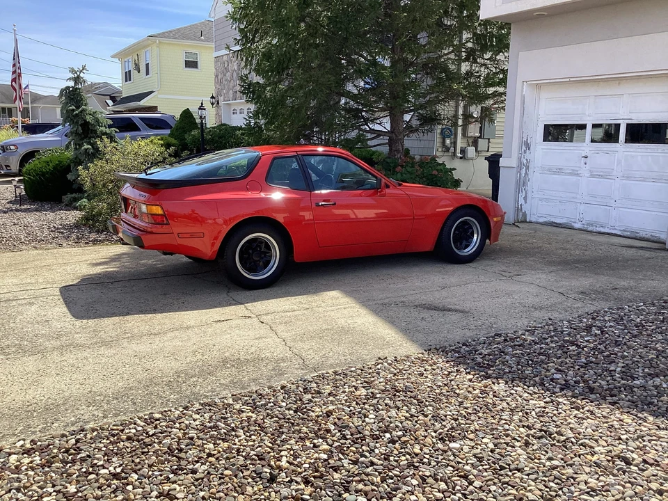 1984 Porsche 944 - Image 19 of 31