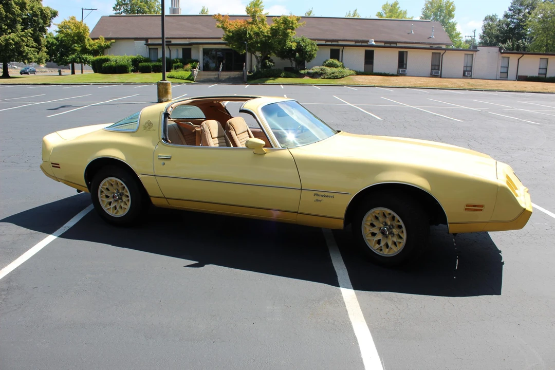 1980 Pontiac Firebird 2nd Gen - Image 25 of 31