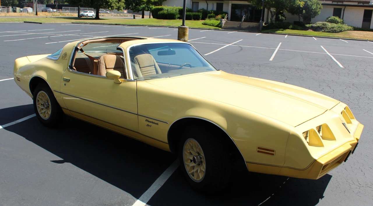 1980 Pontiac Firebird 2nd Gen - Image 26 of 31