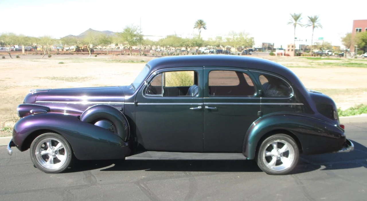 1939 Buick Roadmaster - Image 25 of 31