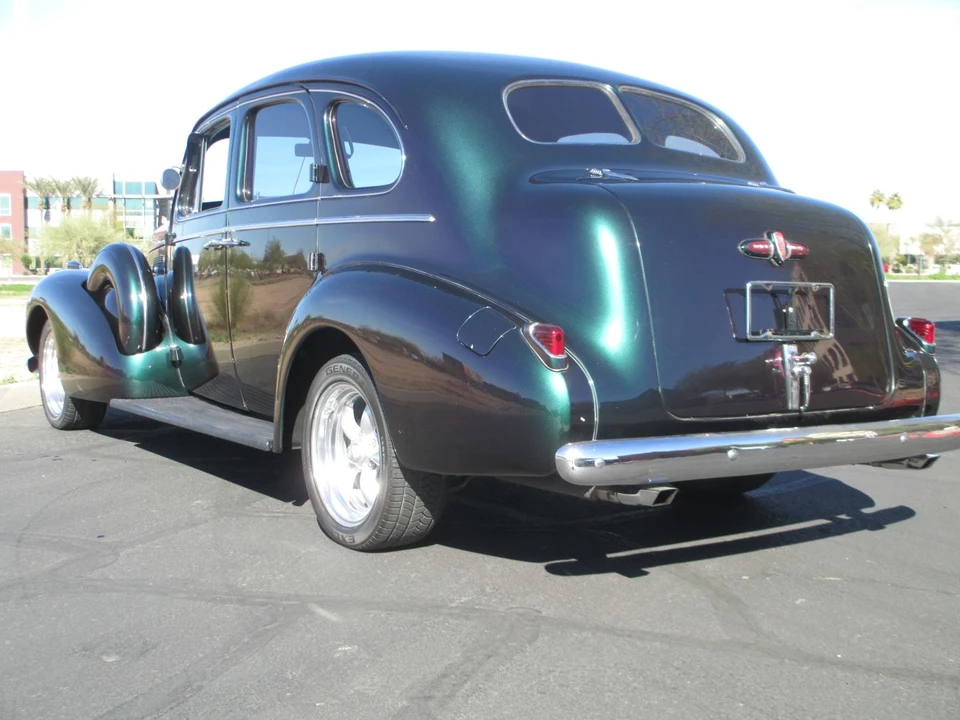 1939 Buick Roadmaster - Image 10 of 31