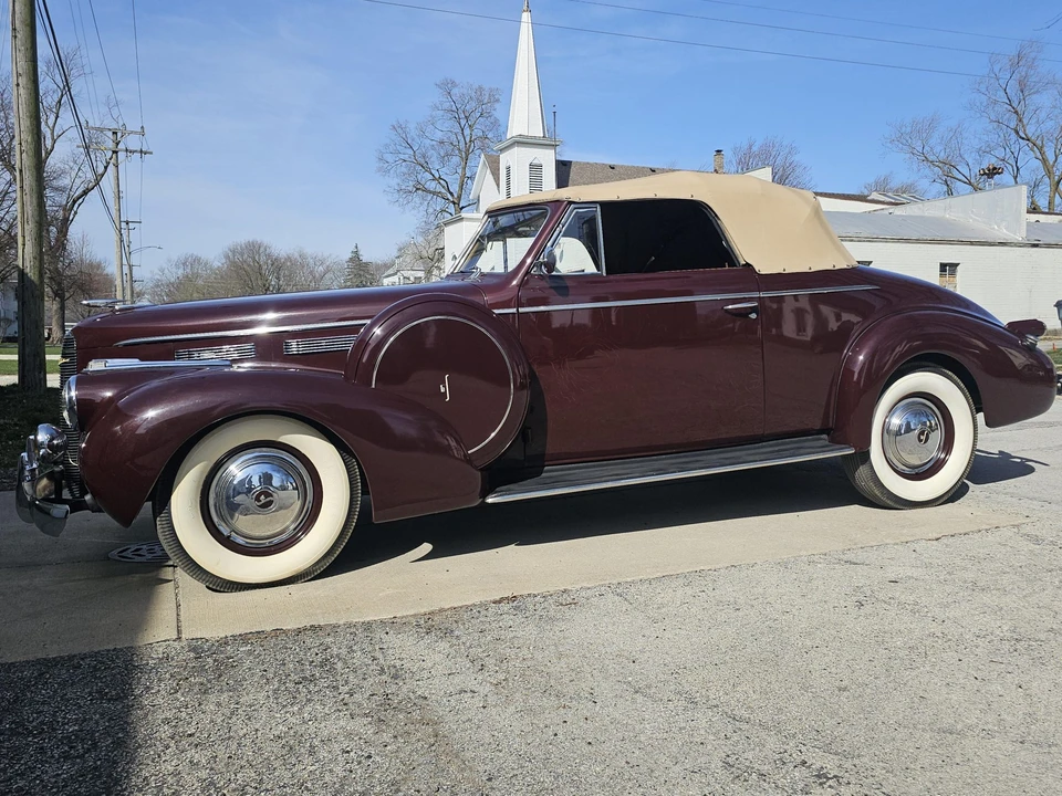 1940 LaSalle Series 50 - Image 3 of 31