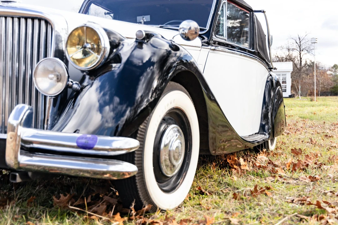 1951 Jaguar Mark V - Image 19 of 31