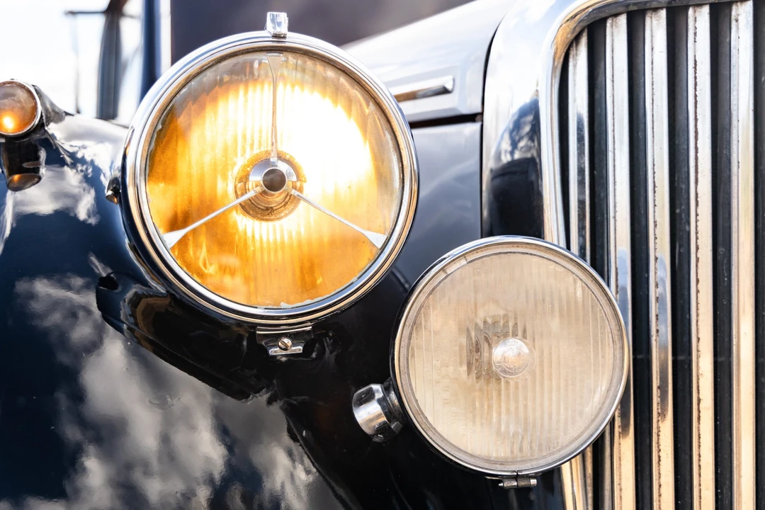 1951 Jaguar Mark V - Image 17 of 31