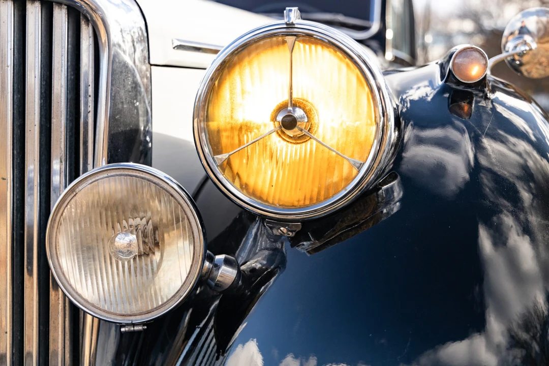 1951 Jaguar Mark V - Image 18 of 31
