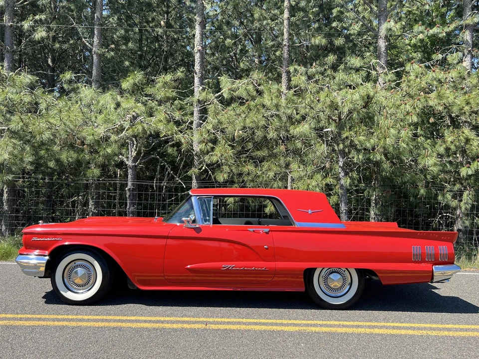 1960 Ford Thunderbird 2nd Gen - Image 22 of 31