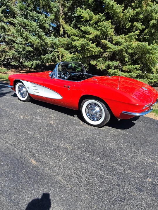 1961 Chevrolet Corvette C1 - Image 5 of 31