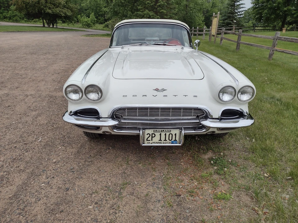 1961 Chevrolet Corvette C1 - Image 14 of 31