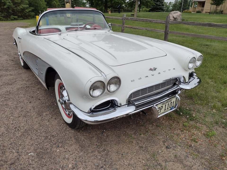 1961 Chevrolet Corvette C1 - Image 2 of 31