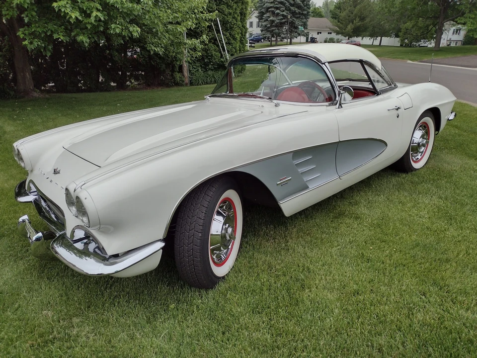 1961 Chevrolet Corvette C1 - Image 26 of 31