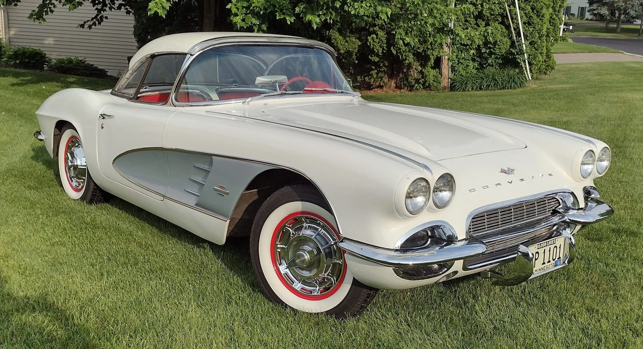 1961 Chevrolet Corvette C1 - Image 25 of 31