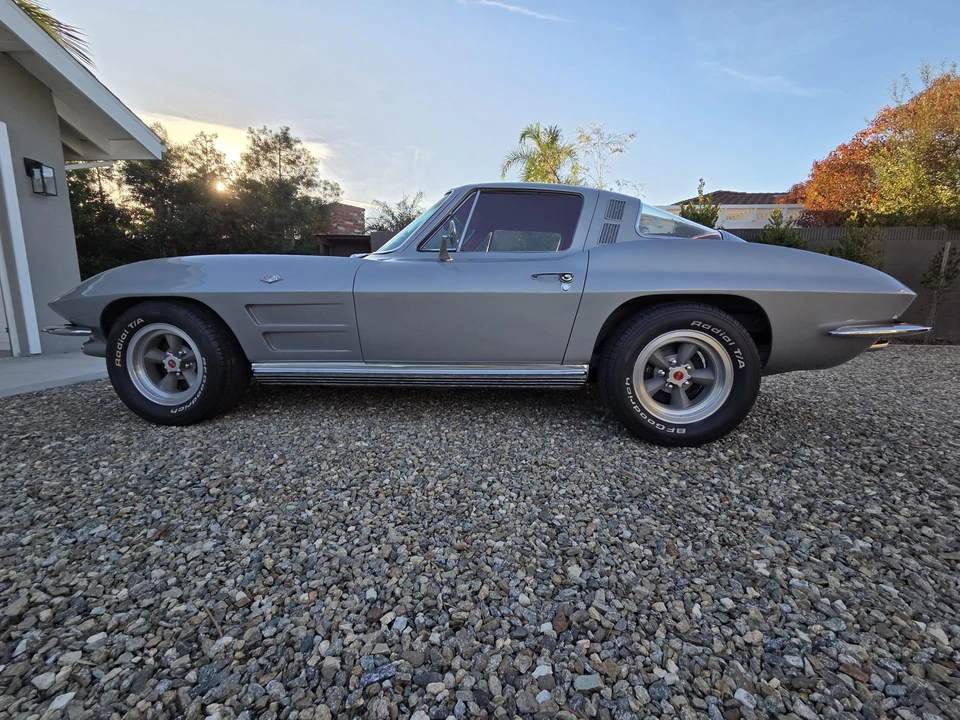 1964 Chevrolet Corvette C2 - Image 15 of 31