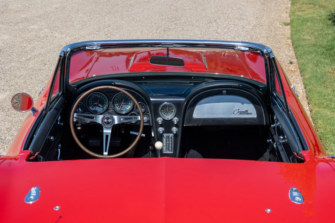 1965 Chevrolet Corvette C2 - Image 23 of 31