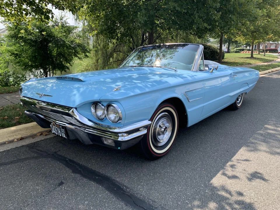 1965 Ford Thunderbird 4th Gen - Image 24 of 31