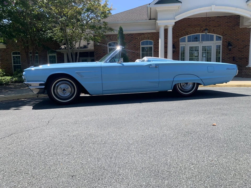 1965 Ford Thunderbird 4th Gen - Image 23 of 31