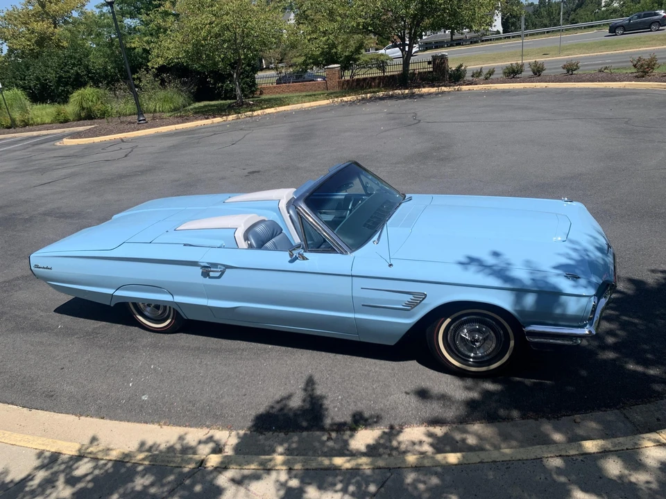 1965 Ford Thunderbird 4th Gen - Image 10 of 31