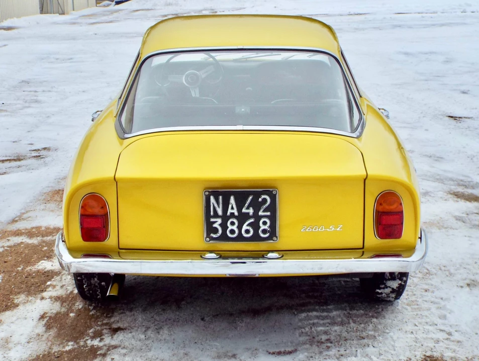 1966 Alfa Romeo 2600 - Image 12 of 31