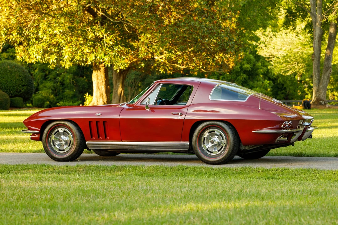 1966 Chevrolet Corvette C2 - Image 19 of 31
