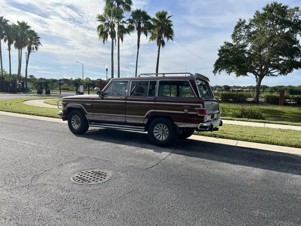 1980 Jeep SJ Wagoneer - Image 8 of 31