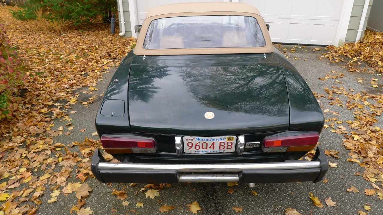 1981 Fiat 124 Sport Spider - Image 13 of 31
