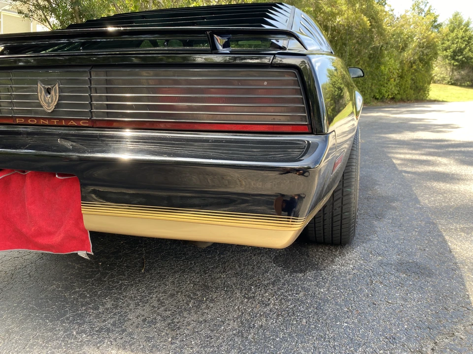 1982 Pontiac Firebird Trans Am 3rd Gen - Image 17 of 23