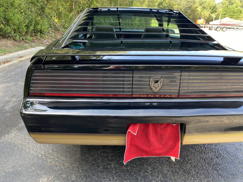 1982 Pontiac Firebird Trans Am 3rd Gen - Image 19 of 23