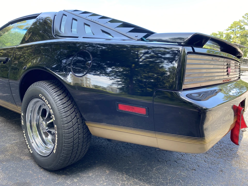 1982 Pontiac Firebird Trans Am 3rd Gen - Image 20 of 23