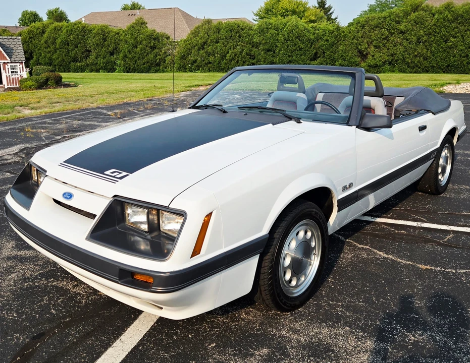 1985 Ford Mustang GT 3rd Gen - Image 23 of 31