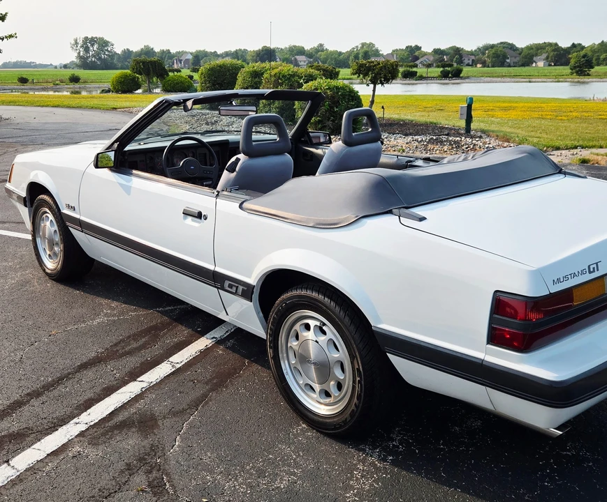 1985 Ford Mustang GT 3rd Gen - Image 27 of 31