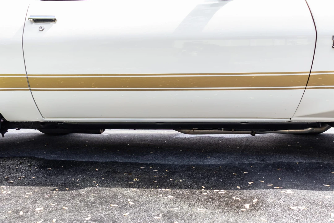 1976 Chevrolet Chevelle Laguna S-3 3rd Gen - Image 17 of 31