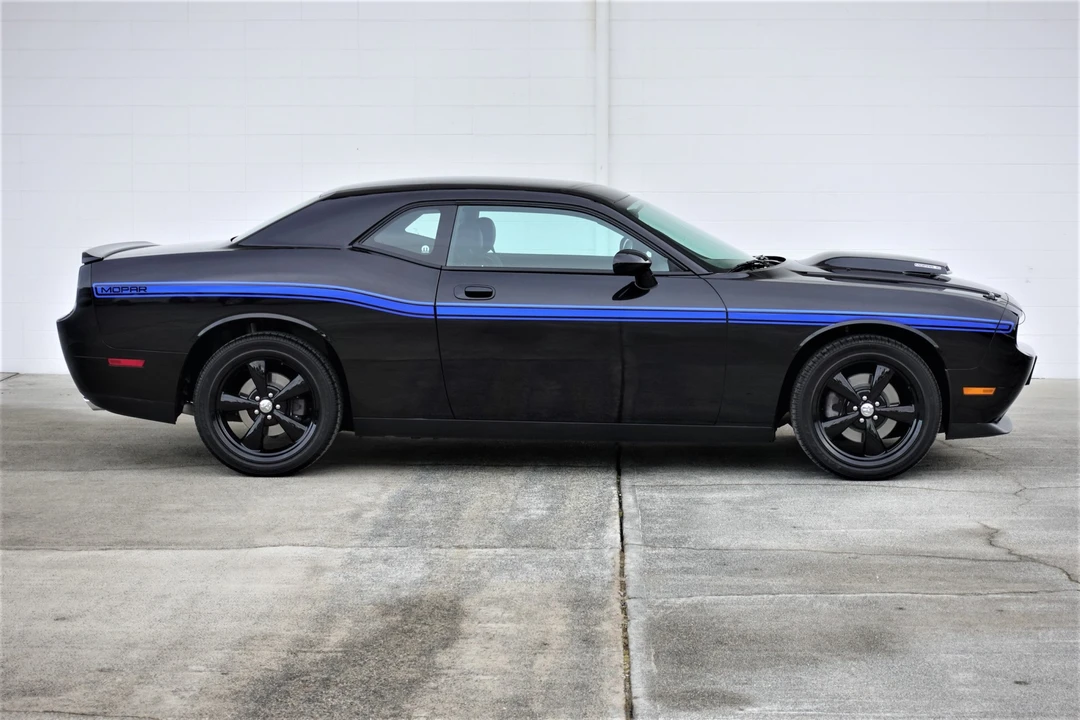 2010 Dodge Challenger 3rd Gen - Image 6 of 31