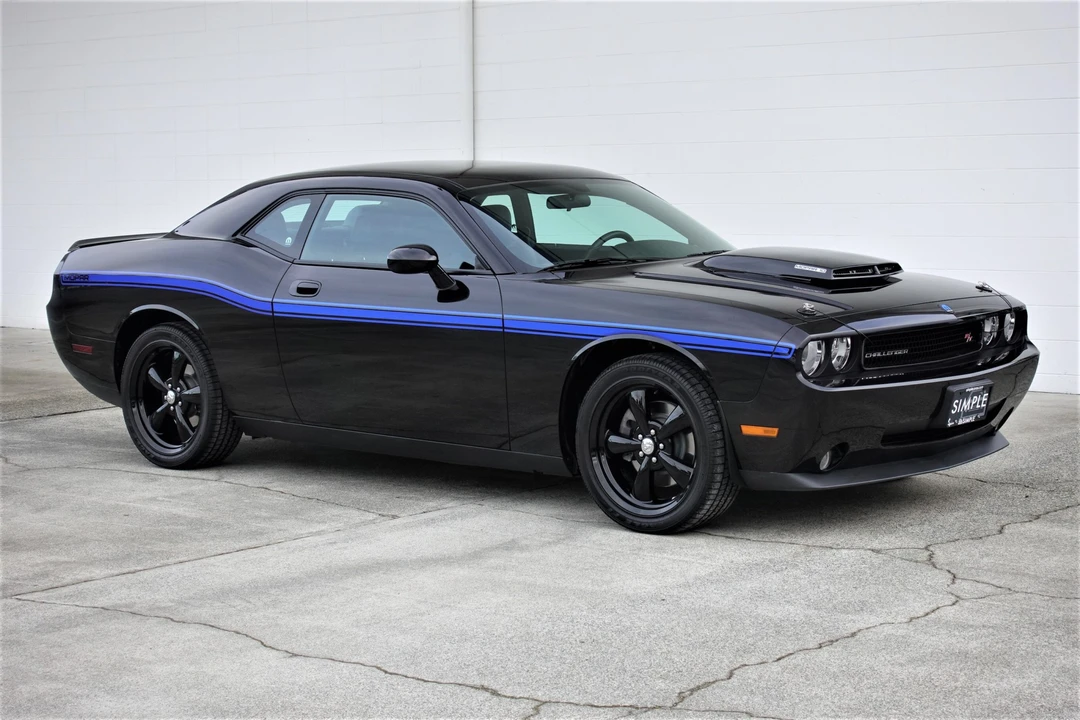 2010 Dodge Challenger 3rd Gen - Image 5 of 31